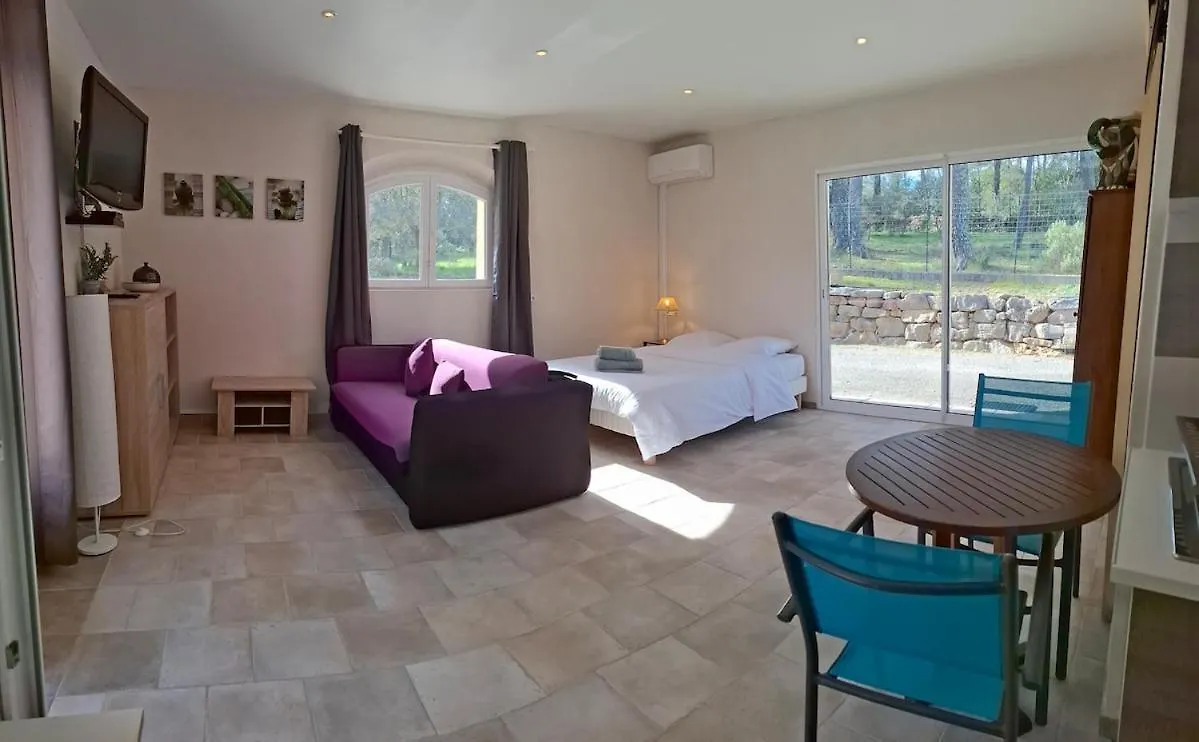 Apartment Suite Opaline, Piscine-Terrasse-Wifi Les Arcs-sur-Argens